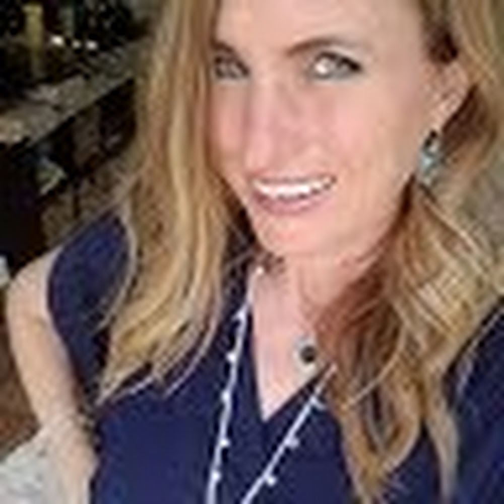 Meet your Posher, Michele